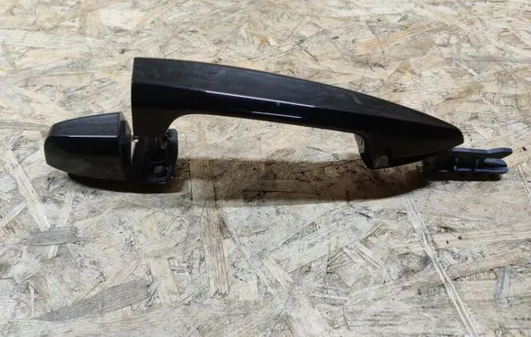 BMW 2 F46 Rear door exterior handle 7305015