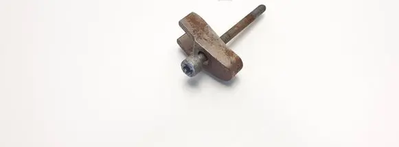 Mercedes-Benz CLK A209 C209 Fuel Injector clamp holder