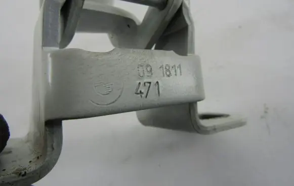 BMW 1 E82 E88 Rear door hinge set 091811471
