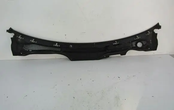 Volvo S40 Wiper trim 