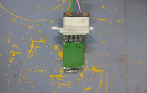 Opel Meriva A Heater blower motor/fan resistor