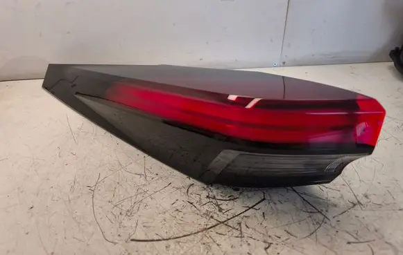 Toyota C-HR II Rear/tail lights 81560F4200