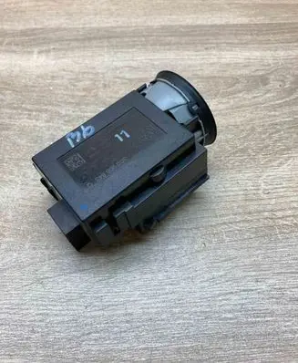 Volkswagen PASSAT B6 Ignition lock 3C0905843Q