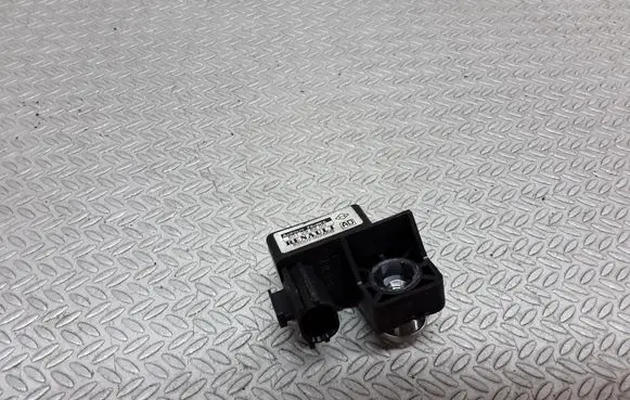 Renault Megane II Airbag deployment crash/impact sensor 8200236286B