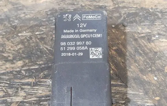 Citroen C3 Aircross Glow plug pre-heat relay 9803299780
