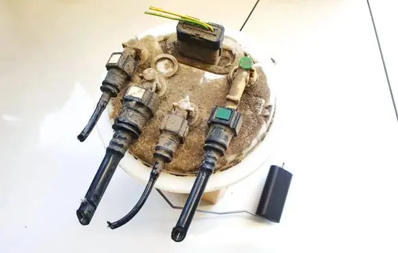 Toyota Proace Fuel level sensor 31070001