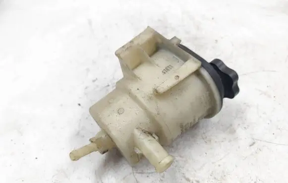 Ford Taurus Power steering fluid tank/reservoir 8G133R700BA M536A PA66GF33