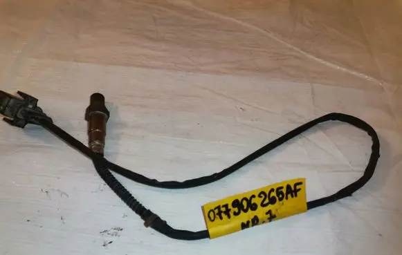 Audi A4 S4 B5 8D Lambda probe sensor 059906088AT