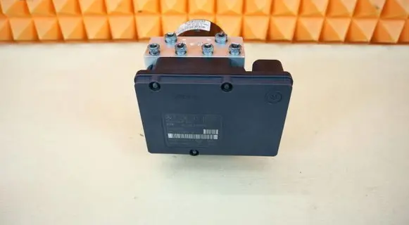 Mercedes-Benz SLK R171 ABS Pump 0064310312 A0064310312