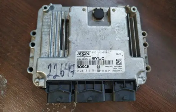 Ford Focus Engine control unit/module 8m5112a650lc 8m51-12a650-lc