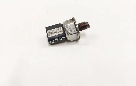 Audi A6 S6 C6 4F Fuel pressure sensor 059130758E