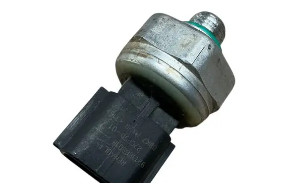 Renault Clio IV Air conditioning (A/C) pressure sensor 921366801R 82CP5001