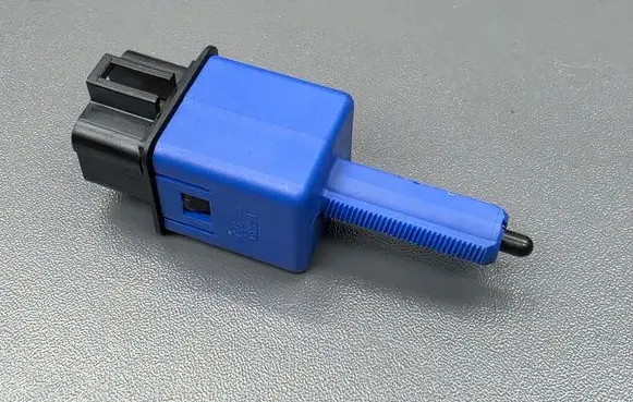 Honda Civic IX Brake pedal sensor switch M49351