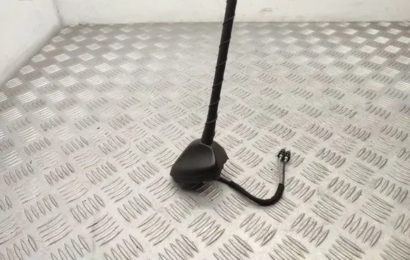 Ford Ecosport Aerial GPS antenna GN1519G461CC