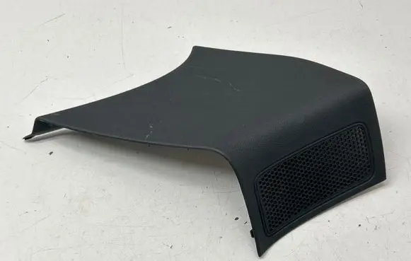 (D)pillar trim (top)