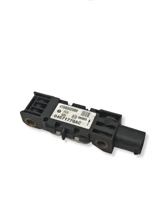 Jeep Grand Cherokee (WK) Airbag deployment crash/impact sensor 04671779AC 4709302080 060805