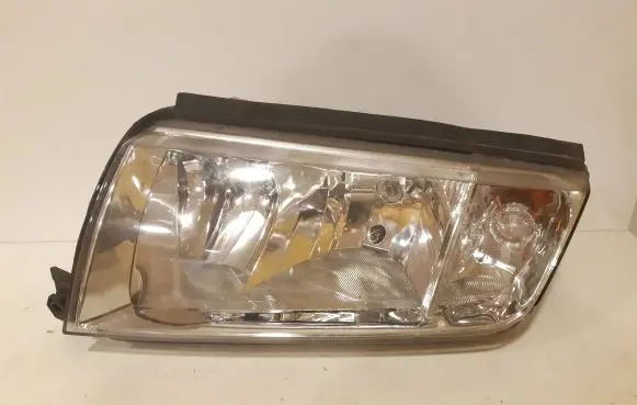 Skoda Fabia Mk1 (6Y) Headlight/headlamp
