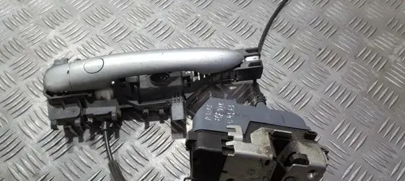 Renault Scenic II - Grand scenic II Rear door lock