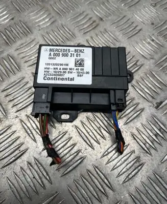 Mercedes-Benz SLK R172 Fuel injection pump control unit/module A0009003101 A0009014000 120132029619E