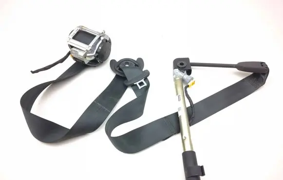 Skoda Enyaq iV Front seatbelt 653621100C 662015400a 2806P1004023