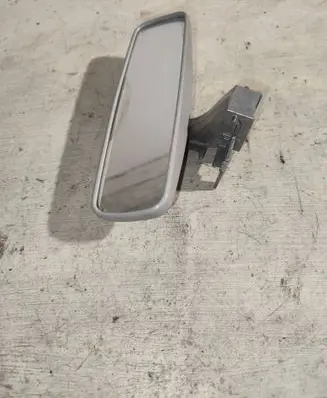 Rear view mirror (interior)