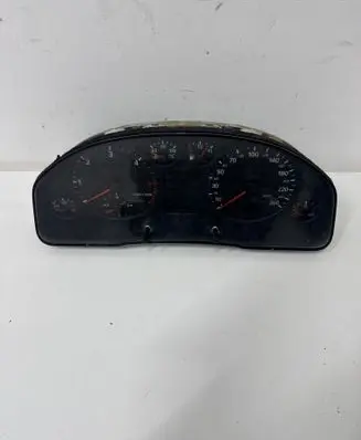 Audi A6 S6 C5 4B Speedometer (instrument cluster) 4B0919860E
