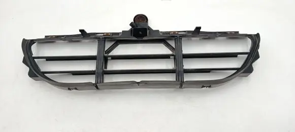 BMW 3 E90 E91 Intercooler air guide/duct channel 51747173571