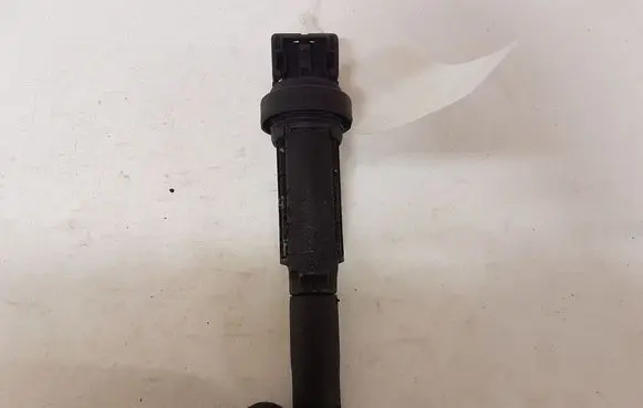 BMW 3 E46 High voltage ignition coil 712223