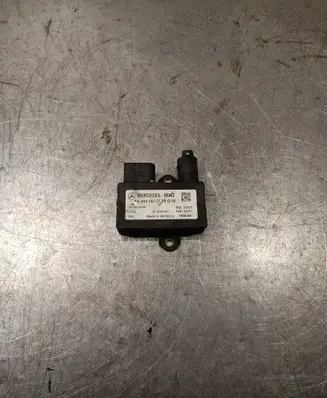 Mercedes-Benz B W245 Glow plug pre-heat relay A6401532779 51299031 26092008