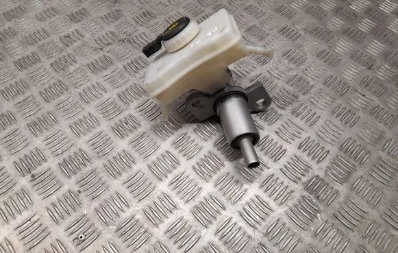 Audi A8 S8 D4 4H Master brake cylinder 8K0611301A