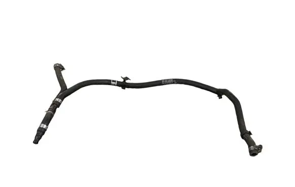 Mercedes-Benz CLS C219 Engine coolant pipe/hose A2115011225