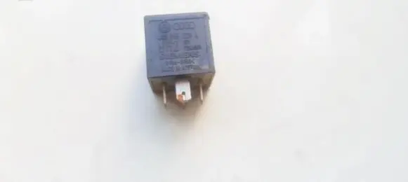 Audi A6 S6 C4 4A Other relay 445955529a