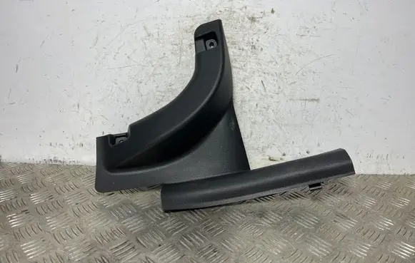 Hyundai Kona I Rear sill trim cover 85885J9000