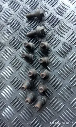 Mercedes-Benz Sprinter W906 Nuts/bolts 