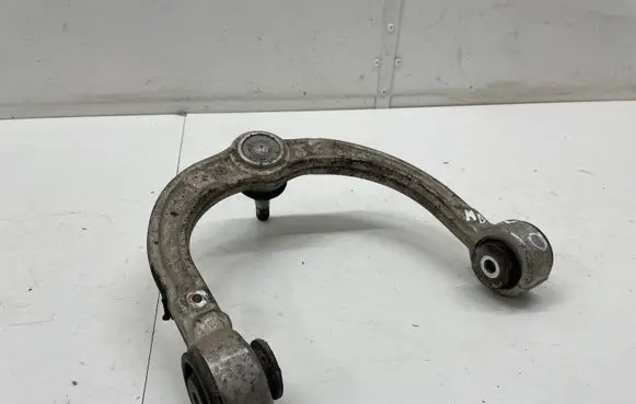 Mercedes-Benz ML W164 Front upper control arm/wishbone