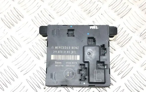 Mercedes-Benz E W211 Door control unit/module 211870318501 00406075 3706