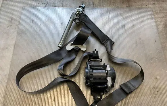 Subaru Outback (BT) Front seatbelt 191221732A BS450065GDE 6432291VHA
