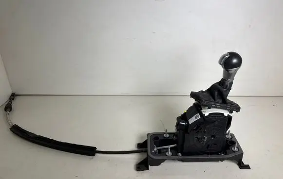 Audi A3 S3 8V Gear shifter/selector 5K0718079
