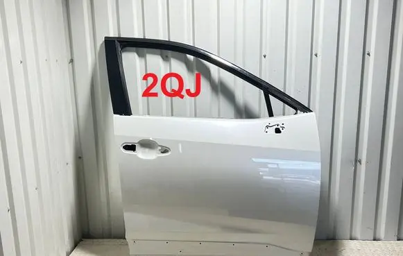 Toyota RAV 4 (XA50) Front door 6700142160 35146
