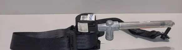 Middle seatbelt (rear)