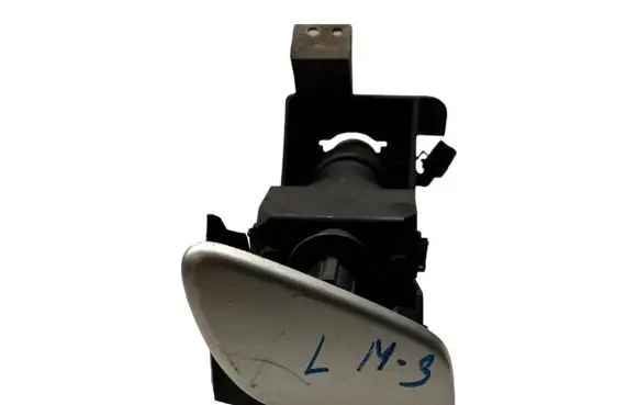 Mazda 3 II Headlight washer spray nozzle P3903