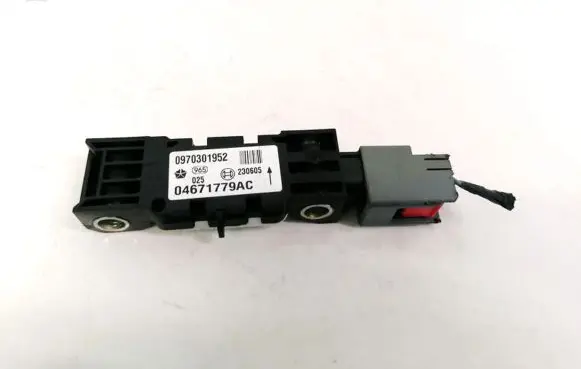 Jeep Grand Cherokee (WK) Airbag deployment crash/impact sensor 04671779AC 2265301950