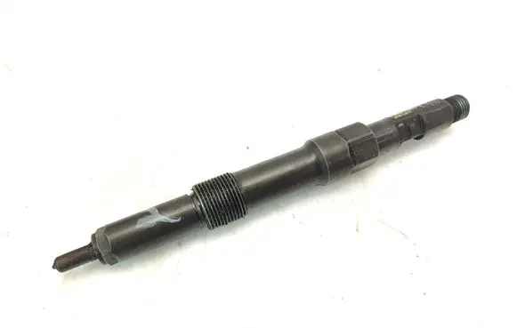 Fuel injector