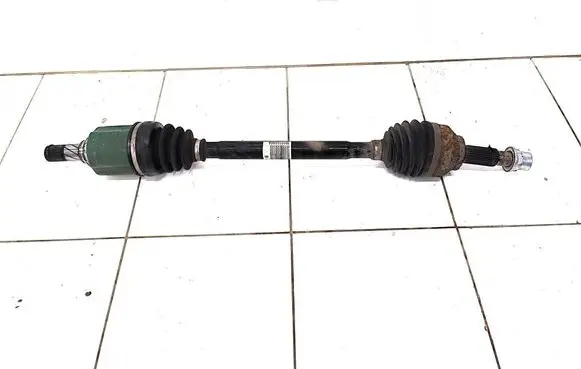 Nissan Leaf II (ZE1) Front driveshaft 391015SN0A