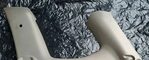 Chevrolet TrailBlazer (D)pillar trim (top) 