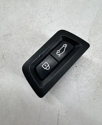 BMW 4 F36 Gran coupe Tailgate/boot open switch button 9275121