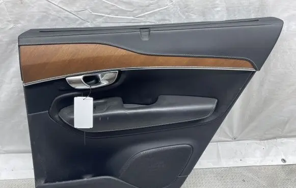 Volvo XC90 Rear door card panel trim 31393116