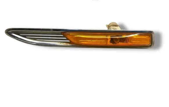 Ford Mondeo MK IV Front fender indicator light 7S7113K354BF