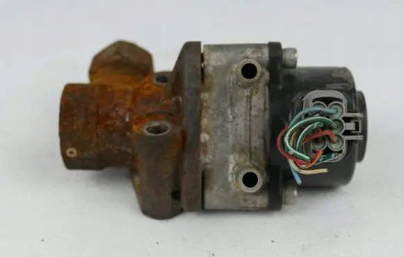 Nissan Almera Tino EGR valve 147105M001