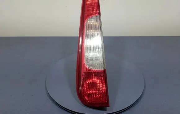 Ford Focus C-MAX Rear/tail lights 3M51-13A603-AA